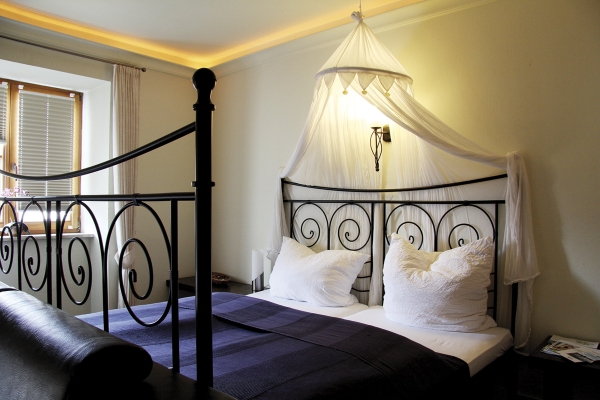 Hotel Schlosshof anno 1743